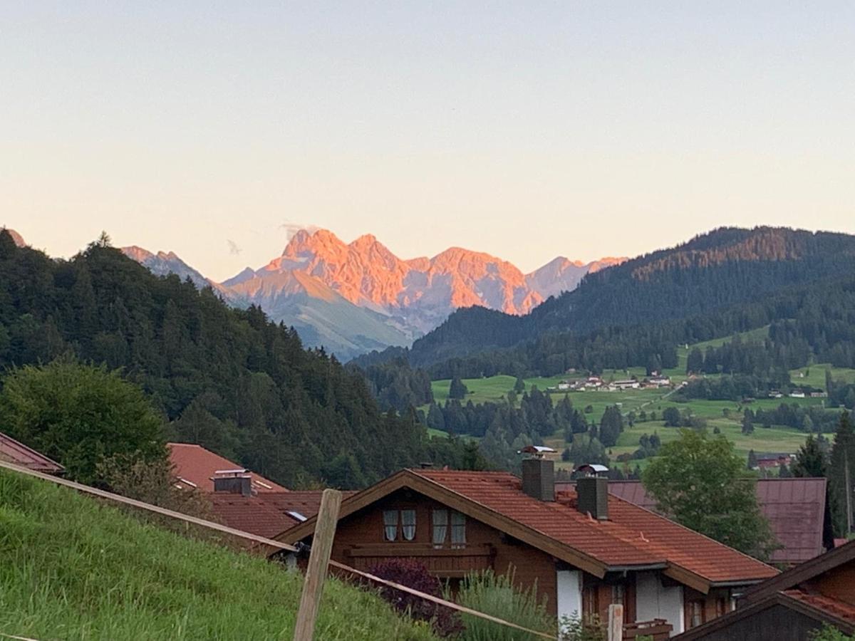 Alpenlaendischer Chic Oberstdorf Buitenkant foto